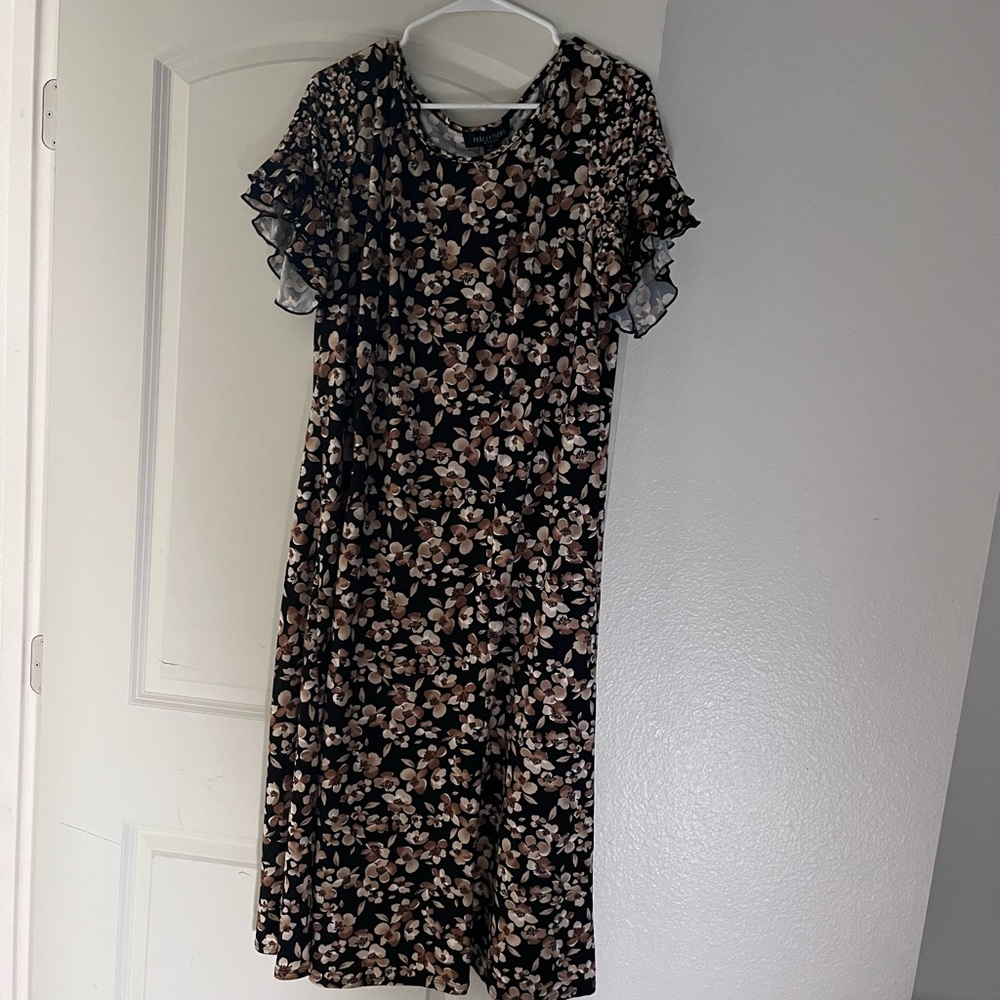 Cute dress! Barely worn!